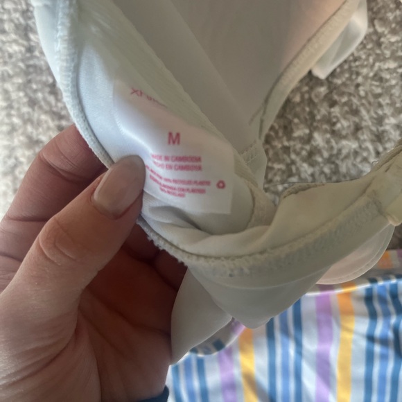 Sexy strapless one piece bathing suit - Picture 3 of 3